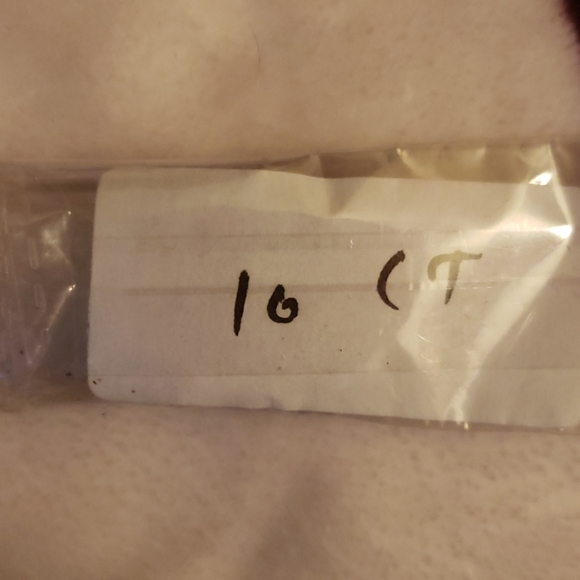 Uncut ruby - Picture 2 of 2